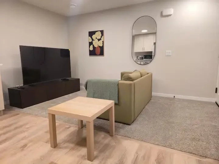 Fully Furnished 2 Bed Basement Suite Near South Health Campus, All Inclusive